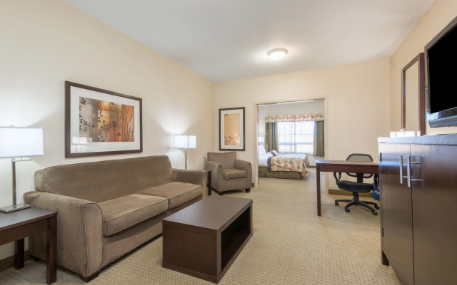 Ramada by Wyndham Lac La Biche