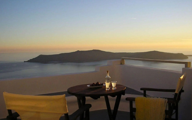Irida Santorini