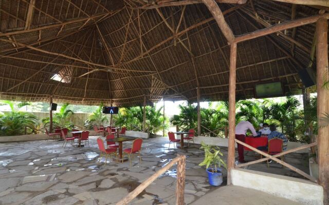 Silent Cruise Resort