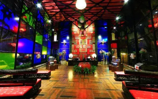Daxin Mingshi Art Hotel