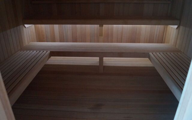 Nayri Life & Spa Studio