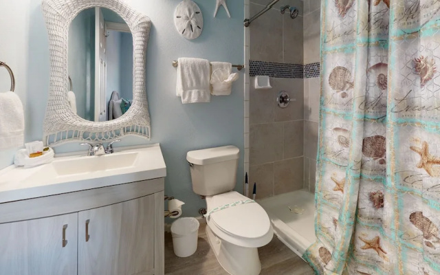 Warm Breezes 2 Bedroom Home