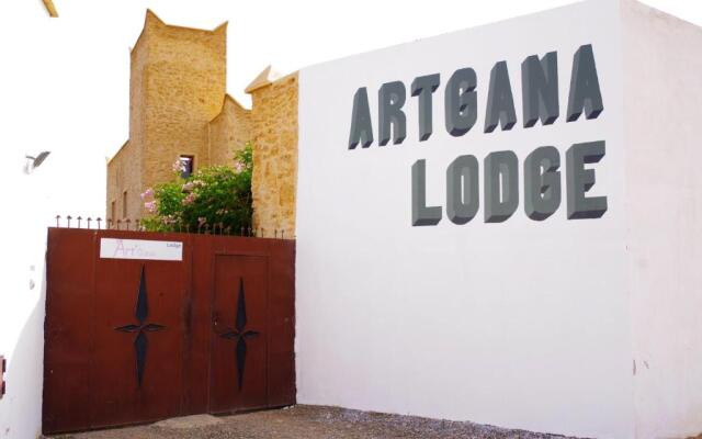 Artgana Lodge