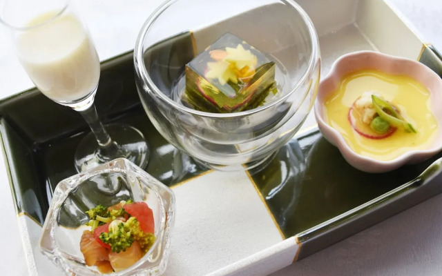 Marine Port Hotel Ama