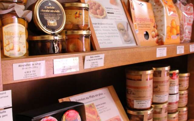 Au Coin des Jardins Chambres dHôtes