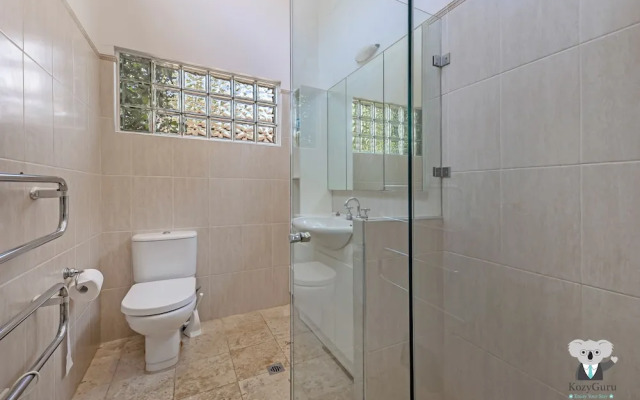 Kozyguru | Glebe | Cozy 2 Bedroom Terrace House