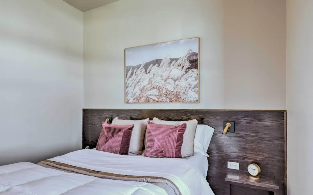 Stylish San Marcos Apt in the Heart of Dwtn!