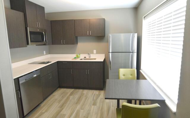 Best Western Plus Pasadena Inn and Suites