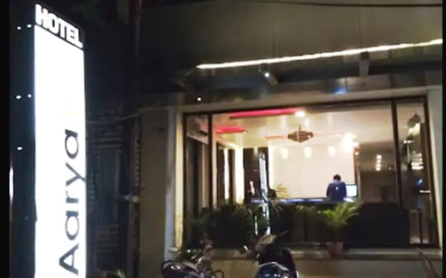 Hotel Aarya Inn