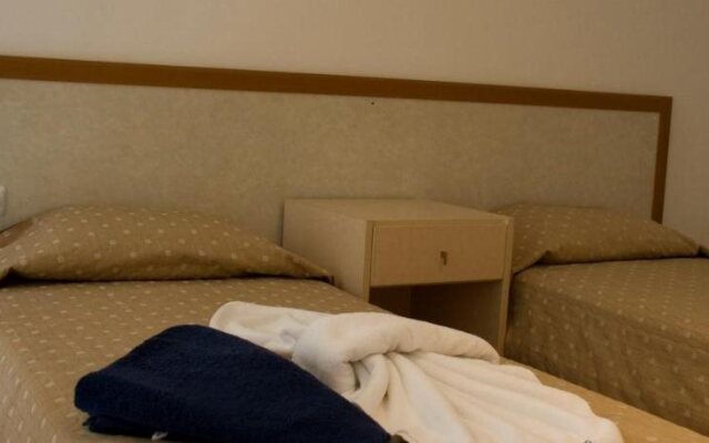 Sunny House Apart Hotel