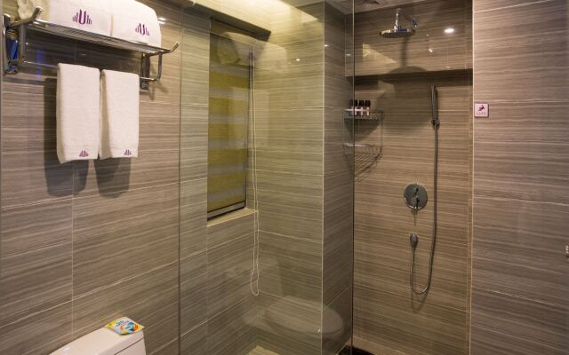 U Hotels