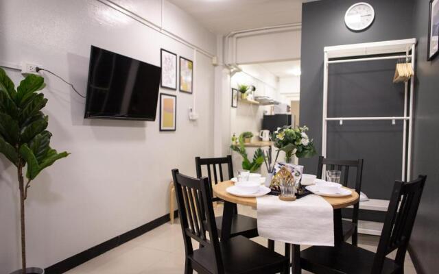 T1 Large Studio Full kitchen 100m. to BTS