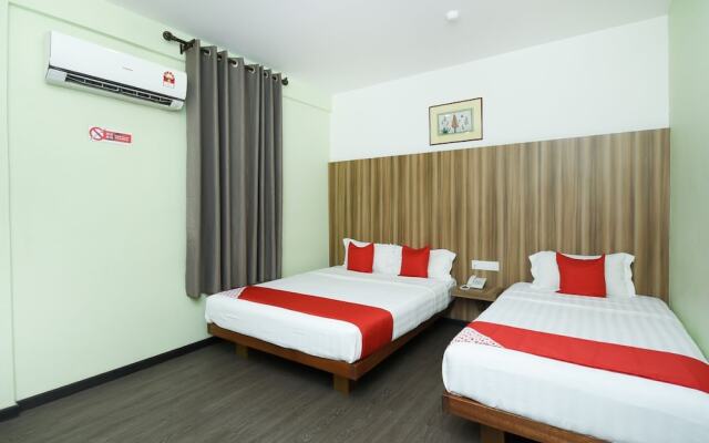 Oyo 43990 Sunshine Inn