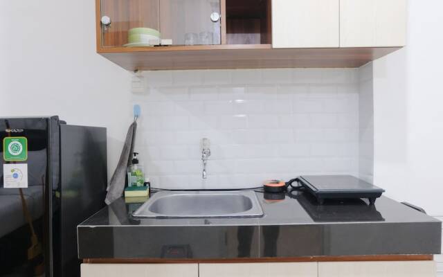 Modern Classic Studio At Apartment Parahyangan Residence