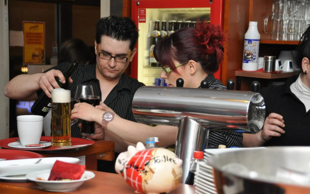 Hotel Athen Kelsterbach Airport
