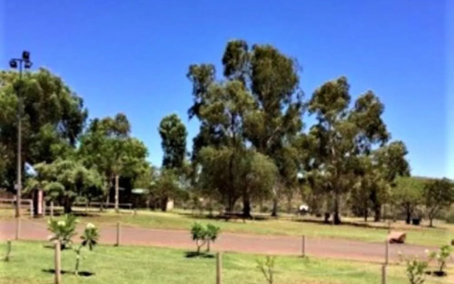 Tom Price Tourist Park