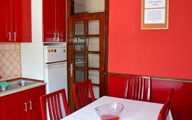 Montenegro Backpackers Home Kotor