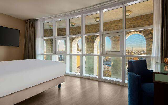 Wasserturm Hotel Cologne, Curio Collection by Hilton