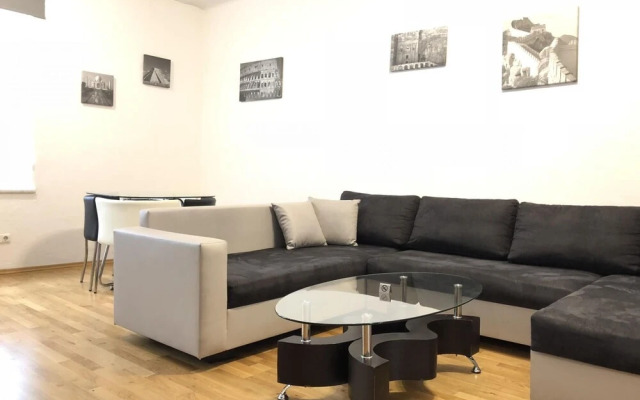 Apartsee