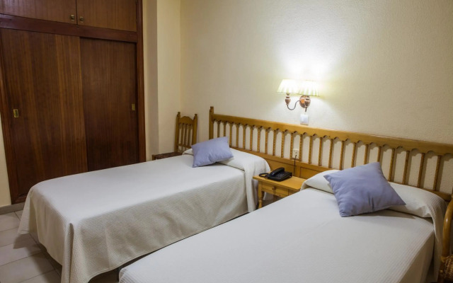 Hotel Tres Jotas
