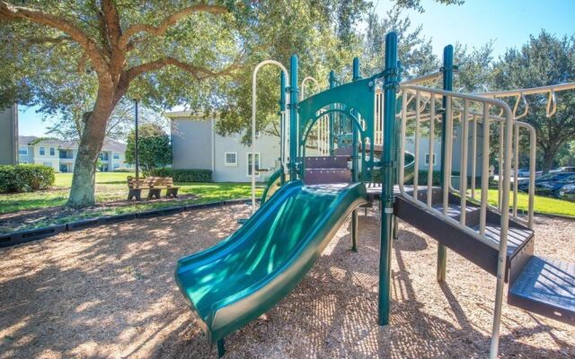 Superb Location & Luxury Amenities