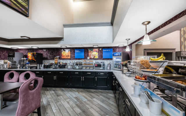 Comfort Inn & Suites Nashville Near Tanger Outlets  I-24 Antioch