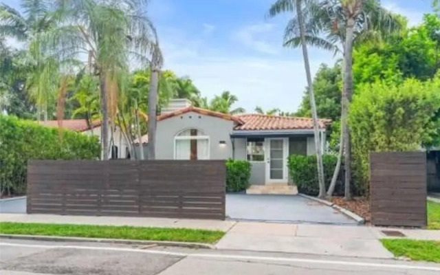 Villa Miami Poolside Paradise