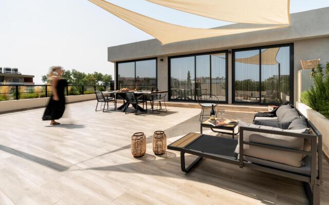 5BD Luxury Penthouse With Sea View
