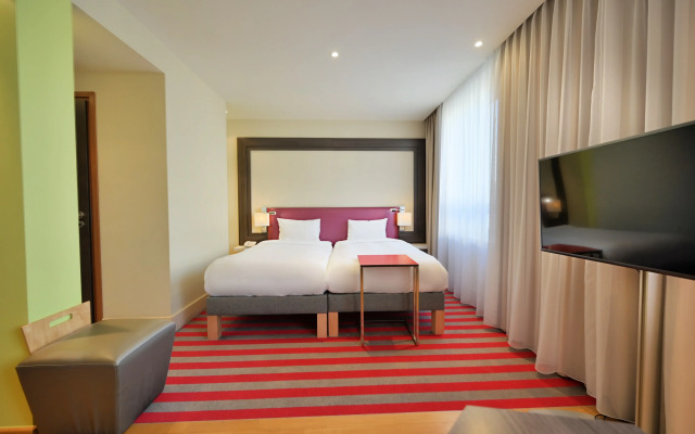 Mercure Warszawa Grand