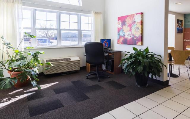 Motel 6 Huron, OH - Sandusky