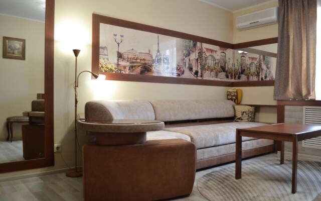 City Hotel