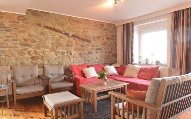 Apartment in Halenfeld-amel With Terrace