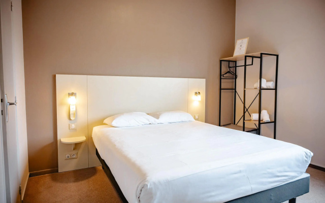 Brit Hotel L'Arrivée Guingamp