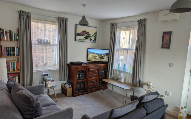 Namastay-Central Glastonbury