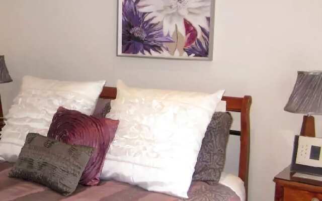 Sea Eagle Manor