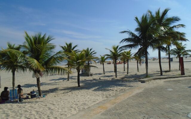 Apartamento Frente ao Mar em Praia Grande