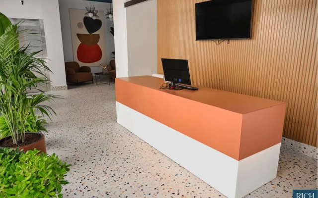 Rich Boutique Hotel