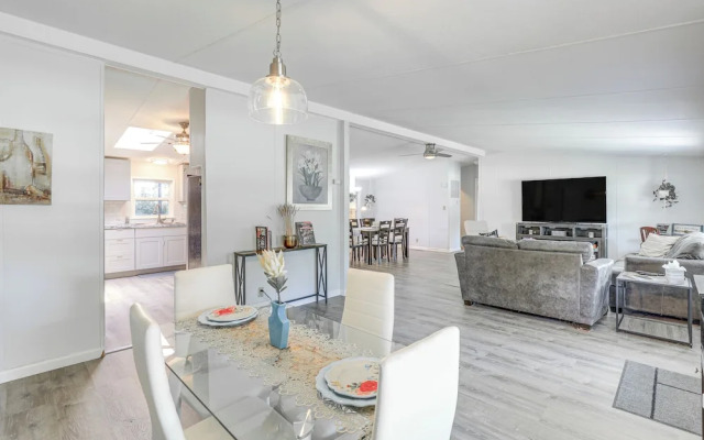 Riverfront Granbury Home w/ Patios & Boat Dock!