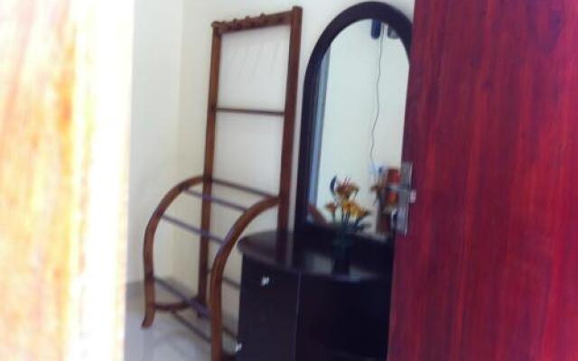 Nirwana Tourist Lodge