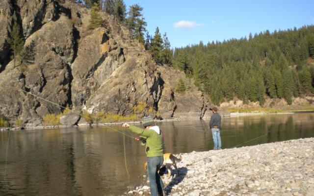 Montana River Lodge