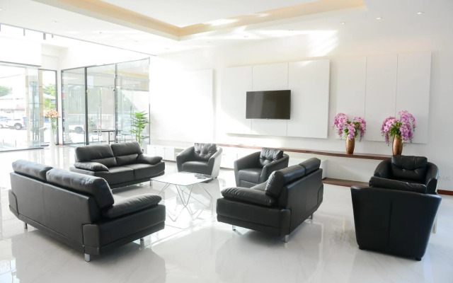 Orchid Riverview Hotel