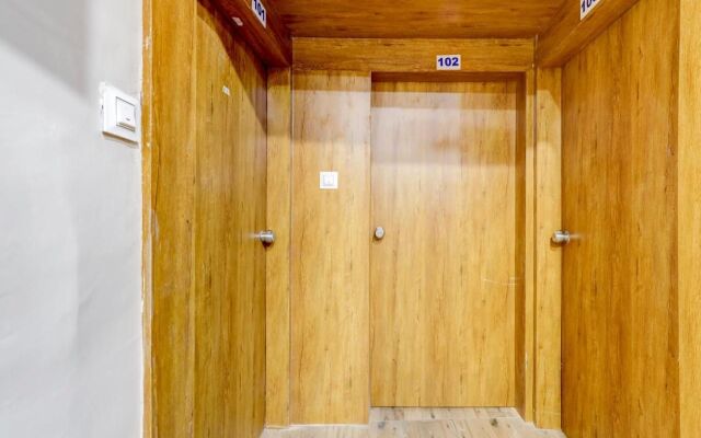 OYO 72486 Hotel Gokul Villa