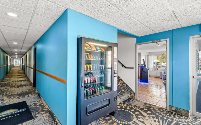 Days Inn by Wyndham Ames