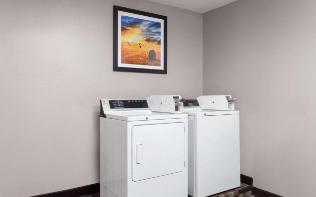 Microtel Inn by Wyndham Janesville