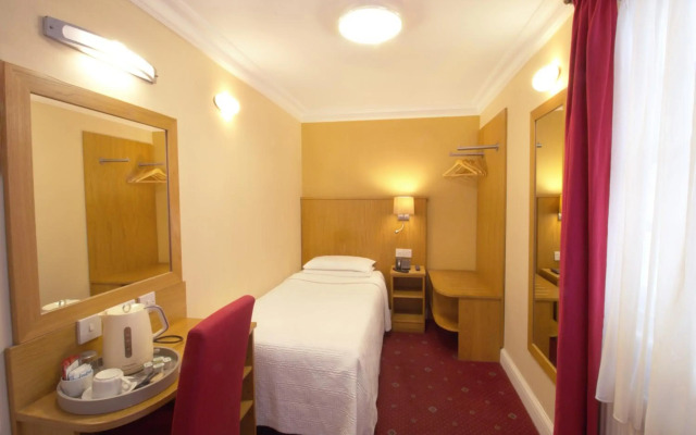 Balmoral House Hotel