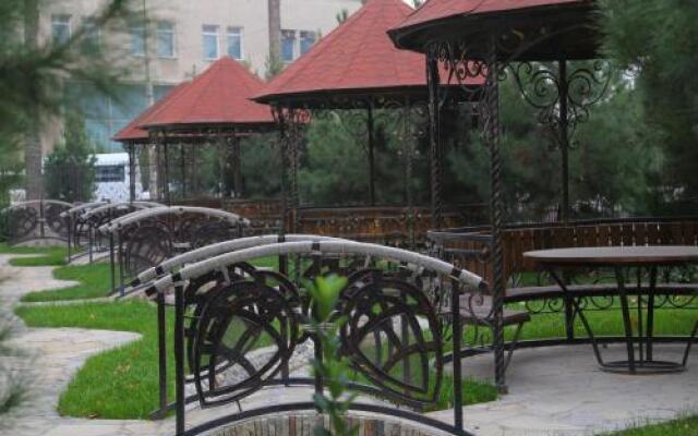 Conference Hotel "Sipehr"