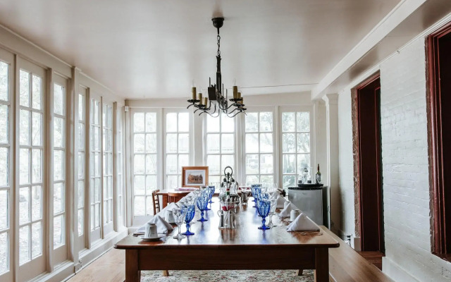 Bois Des Chenes Bed & Breakfast Inn