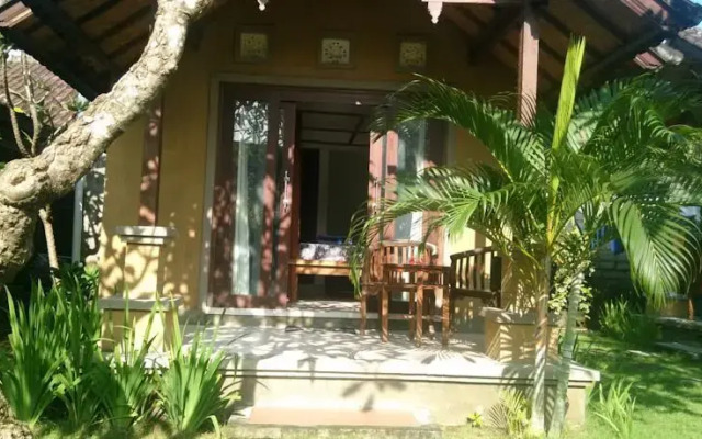 Josh Homestay Amed