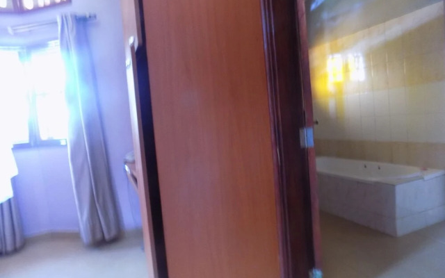 Elgon Heights Motel