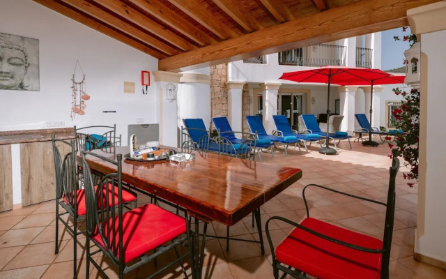 Luxurious, Detached Villa With Swimming Pool 10 Persons